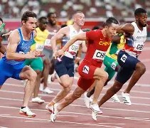 开云平台网站 -风云突变！圣安东尼奥马刺国际比赛日扳平良机；荷甲版图或变；管理层满意；临场指挥获称赞的简单介绍