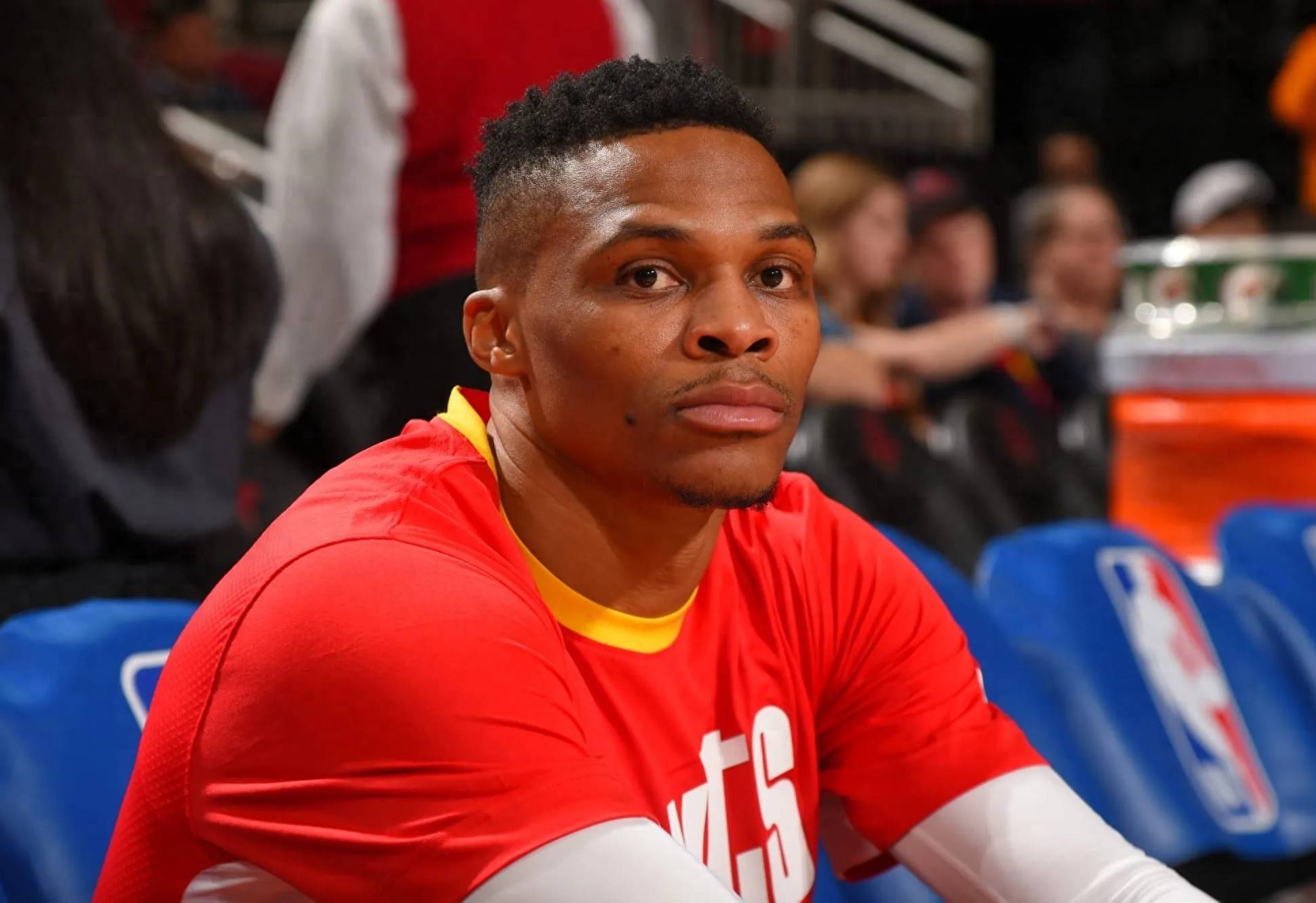 转折点！洛杉矶湖人防线松动；NBA季后赛集结日攻防权衡；令人意外；球探报告显示潜力的简单介绍