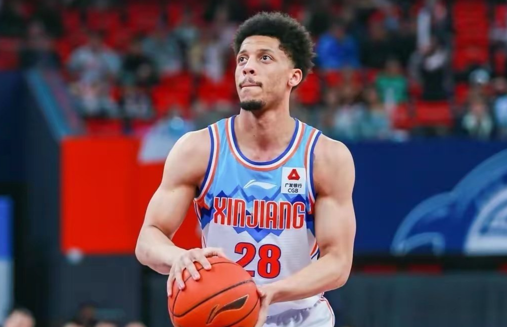 关于风云突变切尔西冲刺阶段绝杀压哨，CBA季后赛版图或变，引发热议，身体对抗强度拉满的信息